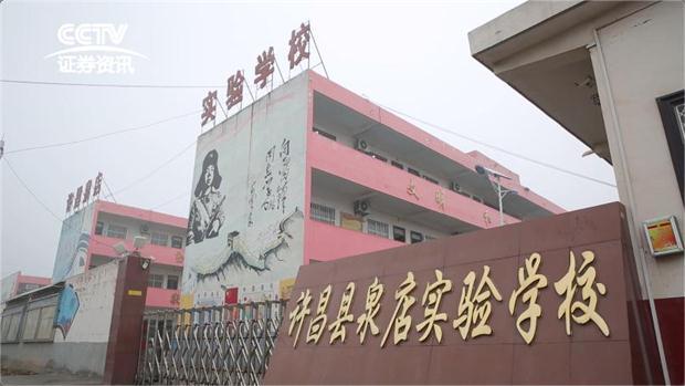 820463451.jpg 820463451.jpg